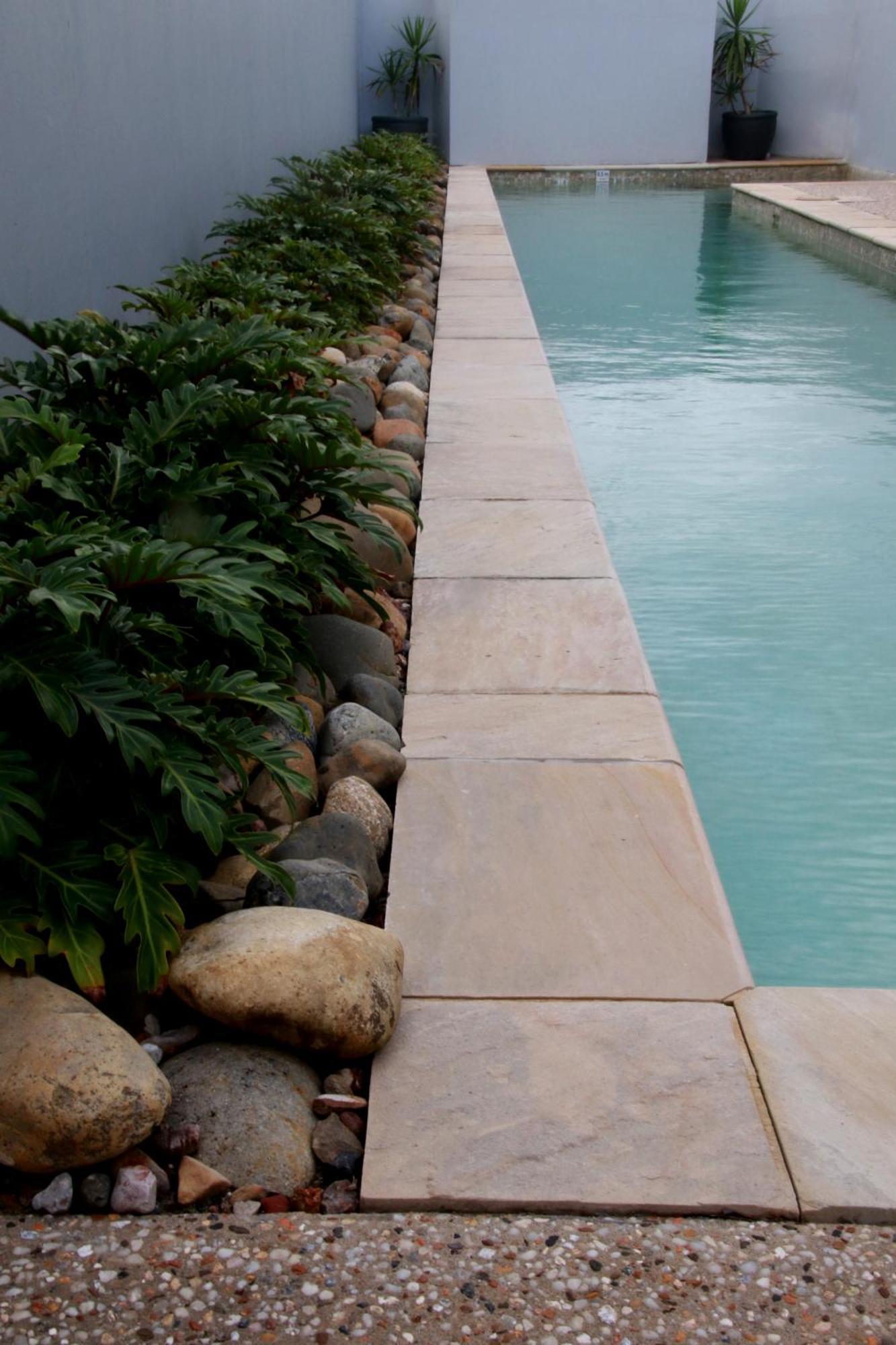 לנוקס הד Lennox Holiday Apartments מראה חיצוני תמונה