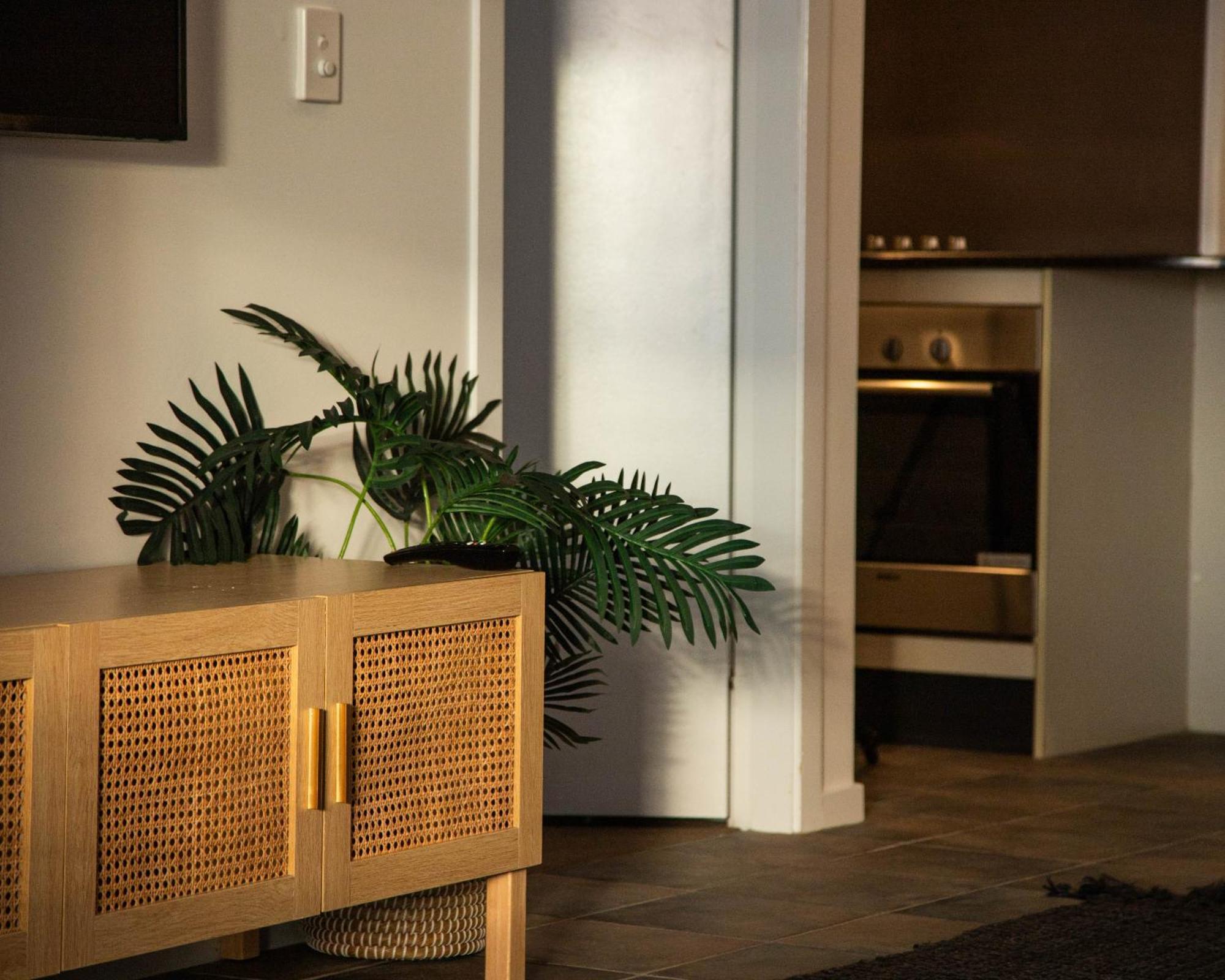 לנוקס הד Lennox Holiday Apartments מראה חיצוני תמונה
